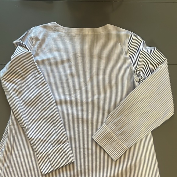 VINEYARD VINES striped blue button down - Picture 5 of 6